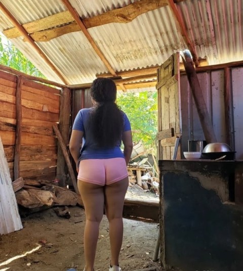 nou in domniu acum venit cristina o fata simpla fara figuri - imagine 138836