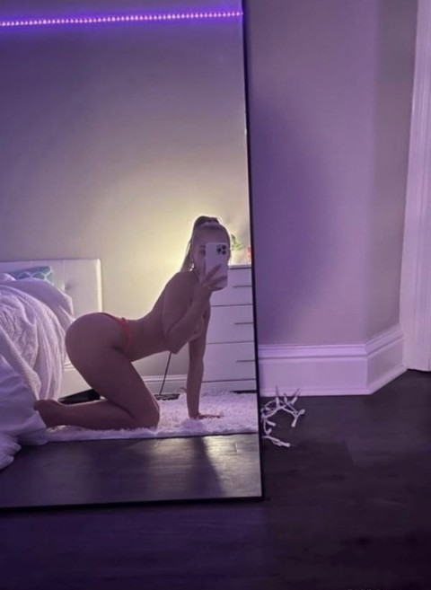 Blonda seducatoare te asteapta la Timisoara