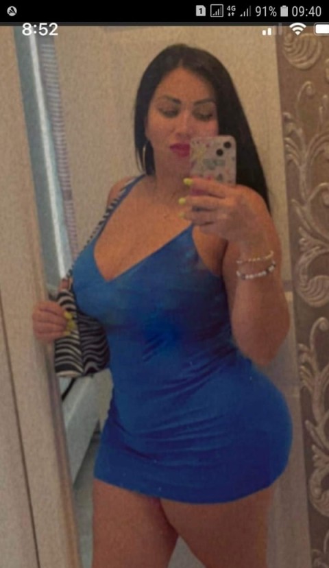 Daria bruneta voluptoasa in Pitesti