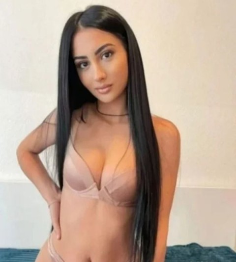 Iulia fermecatoare escorta in Satu Mare disponibila pentru deplasari - imagine 146798
