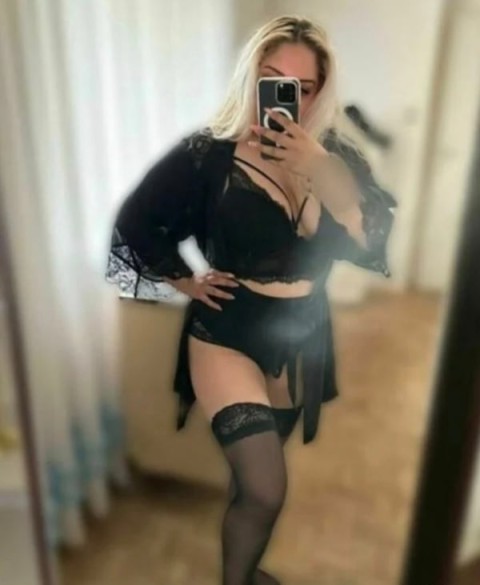 Escort matura Cluj-Napoca, dominare si jucarii pentru clipe de neuitat - imagine 148362
