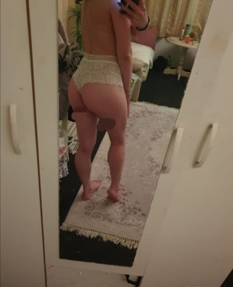 New girl irisha noua in zona si in domeniu studenta - imagine 152917