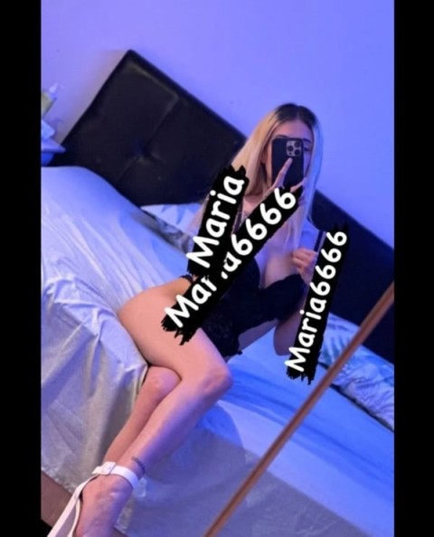 Blonda Escort Satu Mare - 19 a...