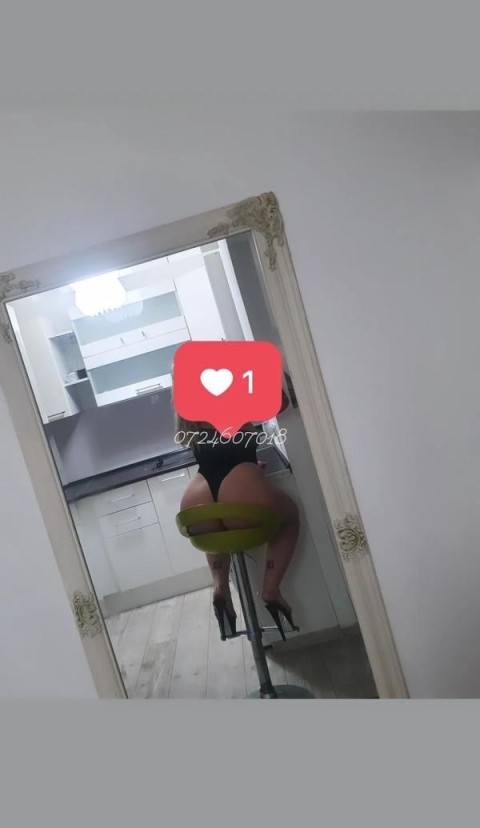 Blonda Reală 100% !!! Poze din locație