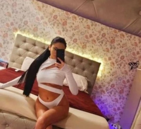 Escorta rafinata, doar intalni...