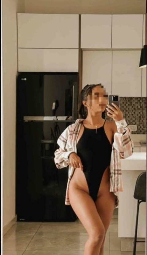 Emily/ zona mall plaza