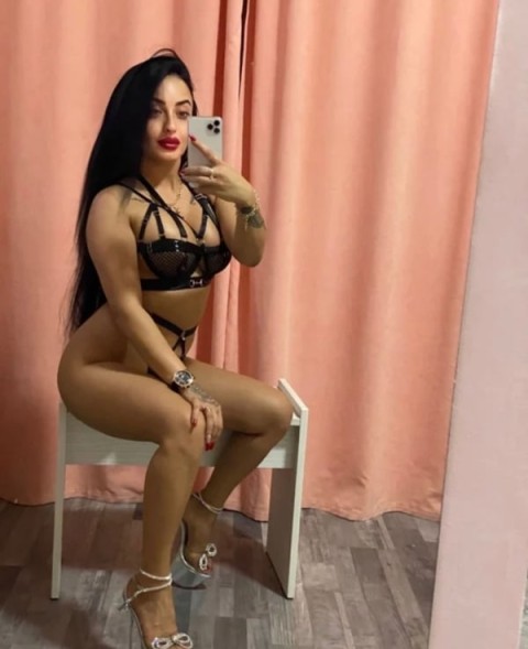 Maya - Escort in Ploiesti, Fara Graba