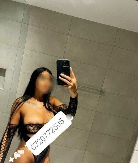 Lexy, escorta exclusivista pentru intalniri in Sector 3 - imagine 160037