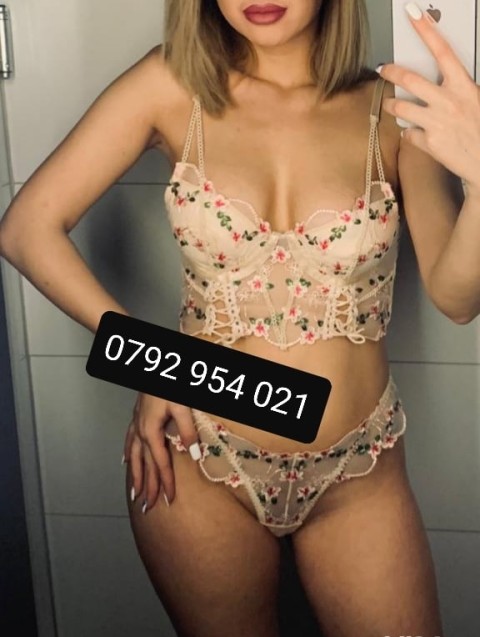 Femeie sincera in Pitesti cauta partener serios pentru relatie de durata - imagine 160753