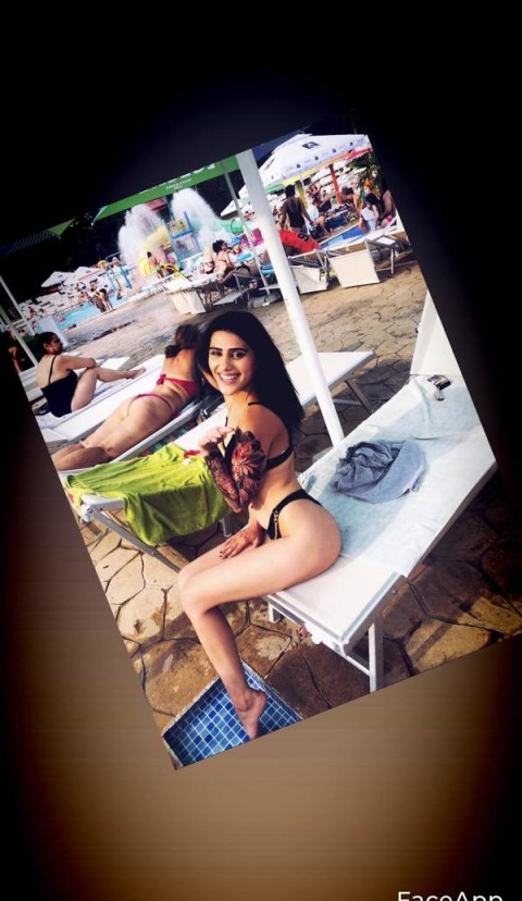 Erika Bd Marasesti ofer servicii complete de escorta - imagine 161225