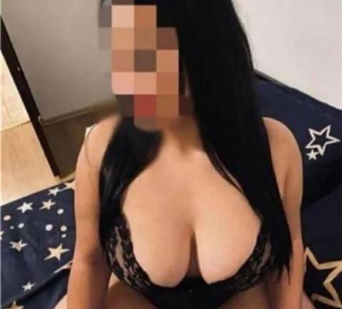 Maria, escorta de 22 ani din S...