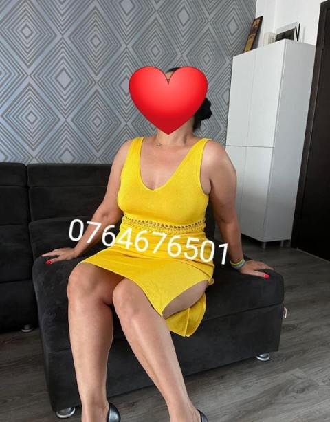 Bruneta seducatoare si eleganta in Constanta - imagine 163058