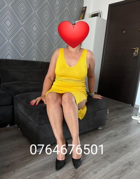 Bruneta seducatoare si eleganta in Constanta - imagine 163059