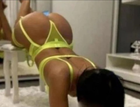 Giulia - Escortă Nouă în Galat...