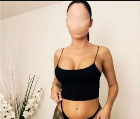 Bruneta Sexy am revenit - imagine 167398