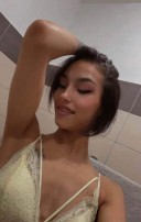 Buna a revenit bruneta voastra - imagine 1