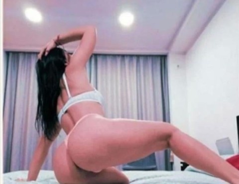Simona, femeie sincera si atragatoare din Constanta