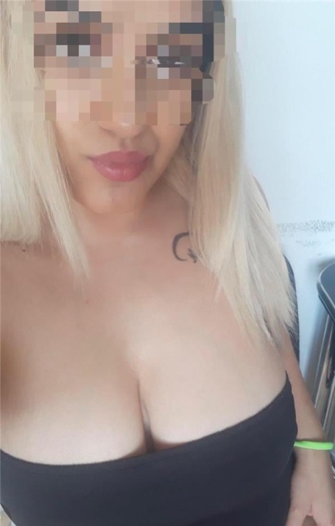 ===>Blonda cu sanii mari Bulevardul Victoriei<== - imagine 173731