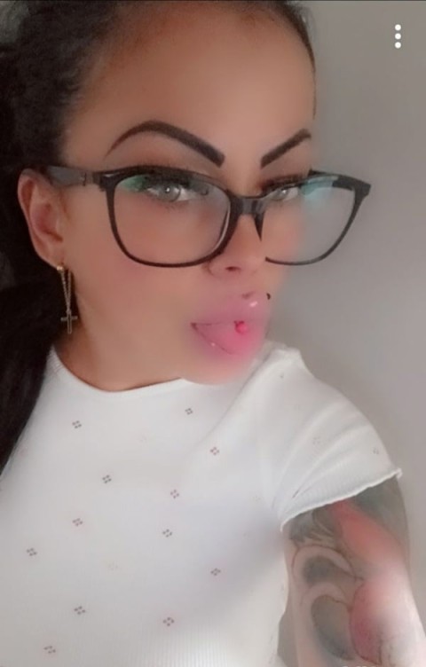 Rebecca - Bruneta fermecatoare din Pitesti - imagine 178028