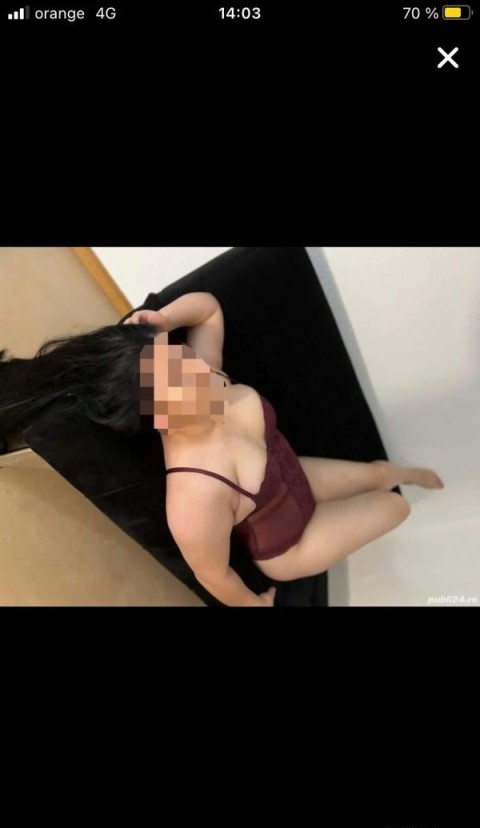 Beatrice ! 38 ani ! Blondă