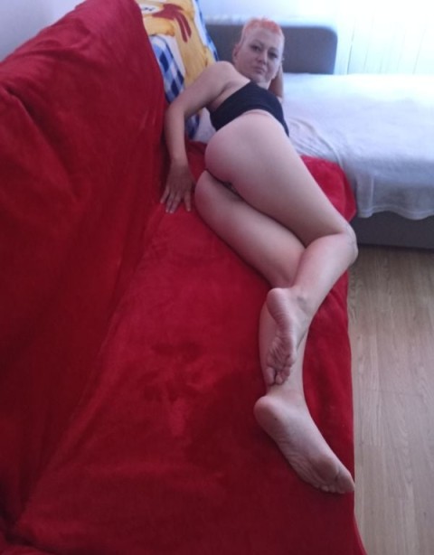 Alyss - Femeie sincera si fidela din Sector 2 - imagine 203428