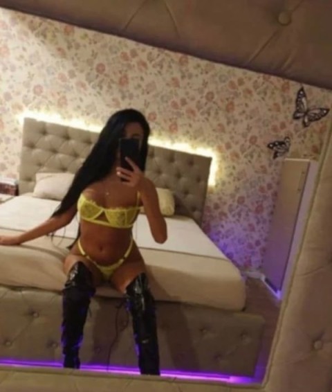 Now and hott only for you