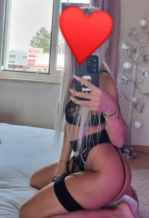 Femeie sincera si fidela caut barbat serios din Arad - imagine 240101