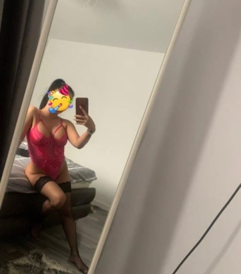 Femeie Sincera Din Constanta Cauta Relatie Serioasa - imagine 240703