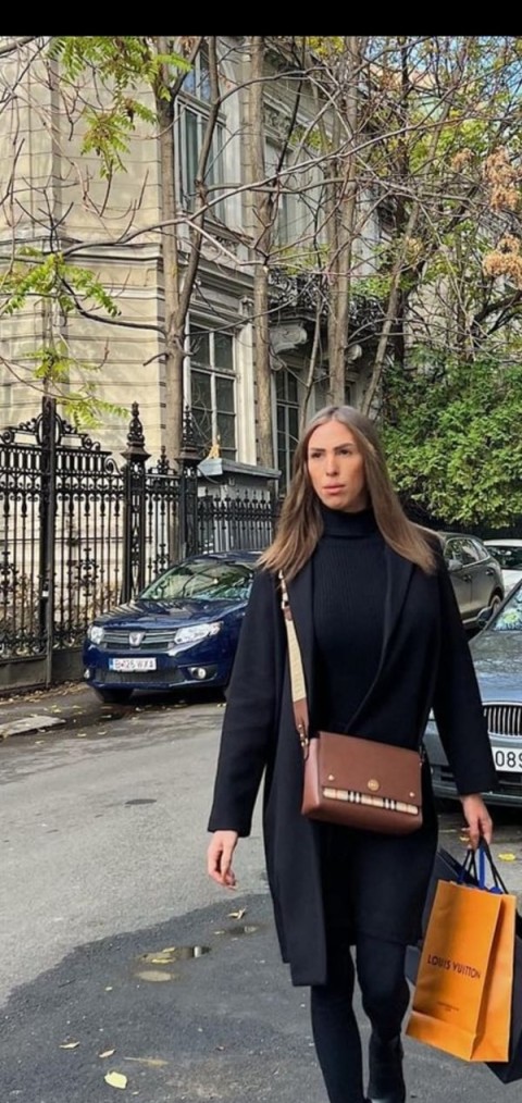 Melissa - Femeie sincera din Pitesti cauta barbat serios - imagine 241490