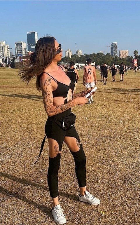 Melissa - Femeie sincera din Pitesti cauta barbat serios - imagine 241491