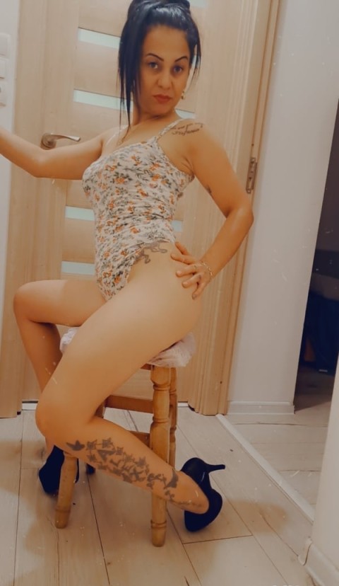 Femeie sincera caut relatie serioasa in Pitesti - imagine 243461