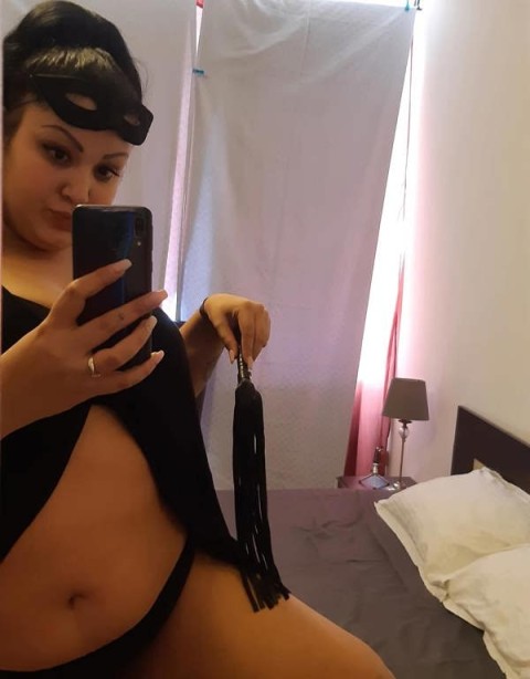 Ana, o Femeie Sincera din Sector 2