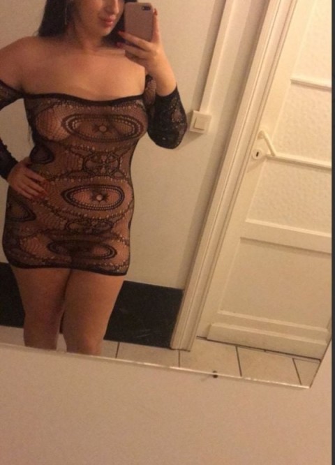 Gigolo 45 ani din București pentru un cuplu sau doamnă - imagine 285723