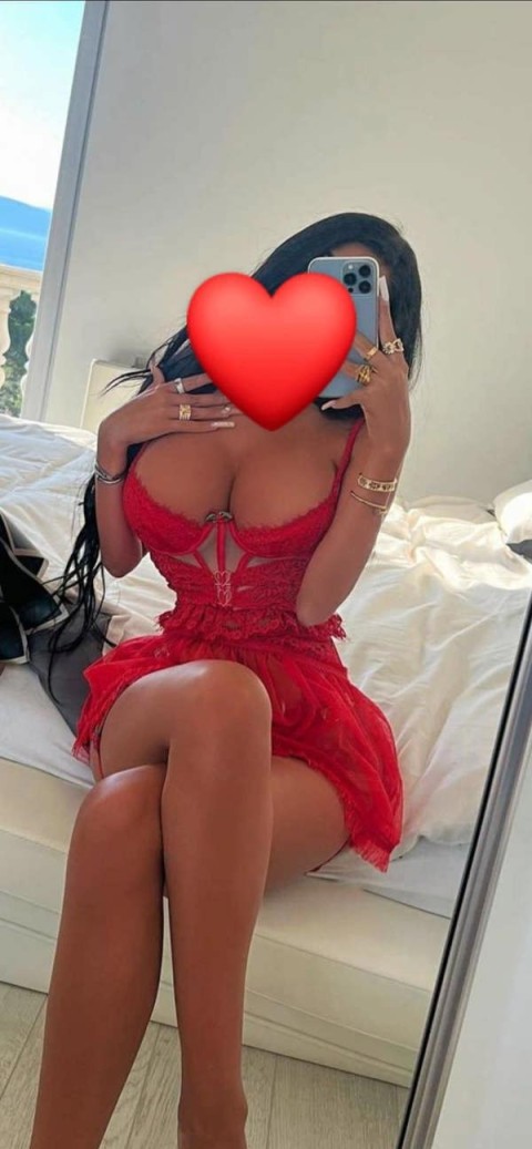 Escorta lux poze 100% reale