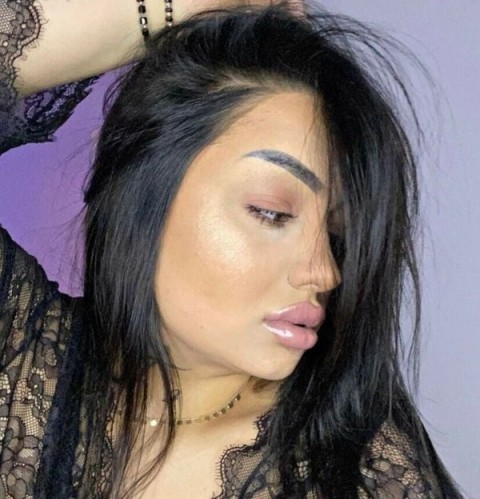 Bruneta din Oradea Cauta Relatie Serioasa - imagine 292233