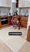 Sunt noua in orasul tau Antonia - imagine 5