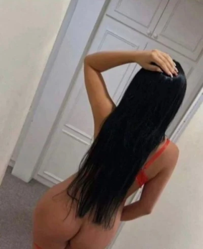 Violeta 25 ani