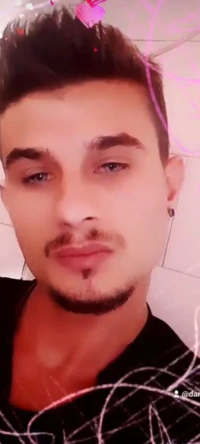 Diana - Femeie Singura din Galati in Cautarea Dragostei