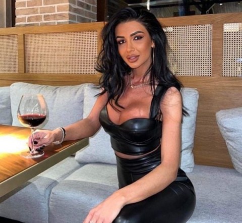 DANA câteva zile în oraș raspund pe WhatsApp - imagine 306615