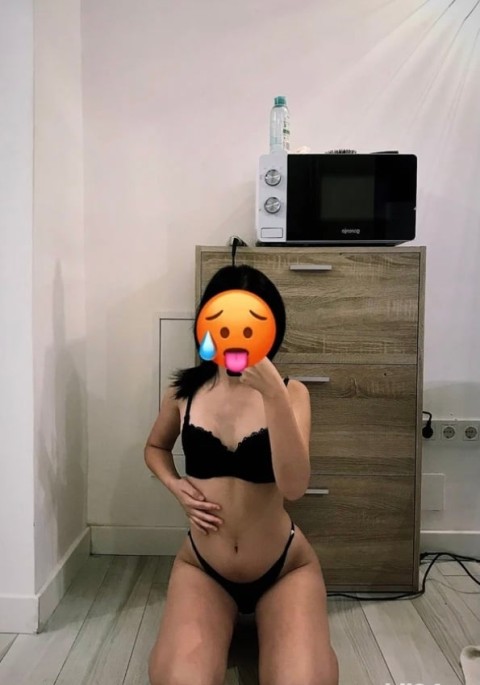 Denisa 24 de ani deplasari