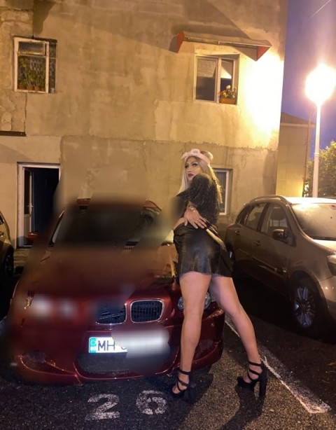 Cataleya: Femeie Sincera din F...