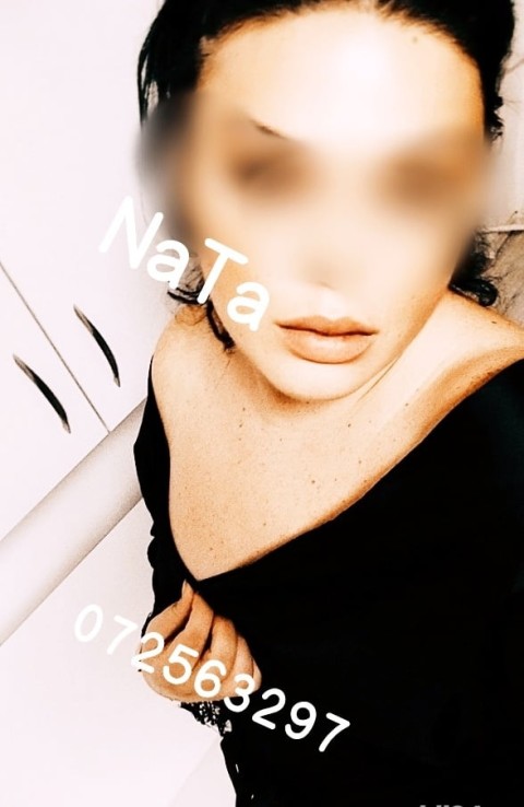 Blonda din Buzau cauta dragost...