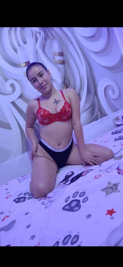 sexy Jasmine cateva zile