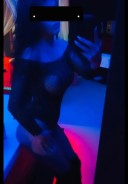 Doamnă matură accepți sărutări îți place - imagine 2