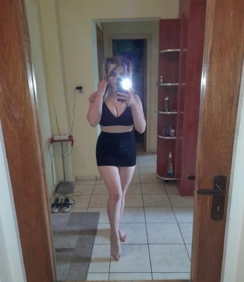 dama de companie - imagine 363245