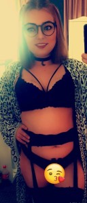 Nouă la tine în oraș ! Titan - imagine 2