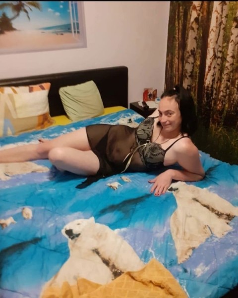 pentru prima data la Bistrita O doamna senzual?.. - imagine 372939