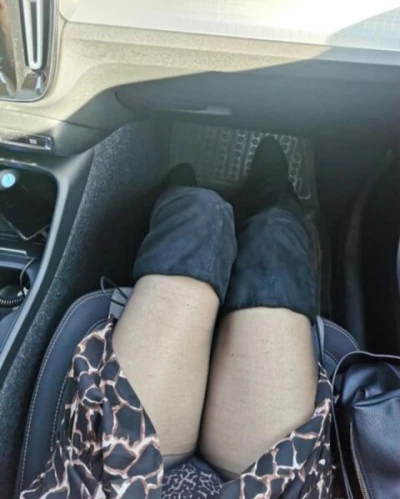 Matura sexy ai dornica caut colega colaborare