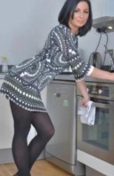 Buna aici Mary matura 31 ani. - imagine 2