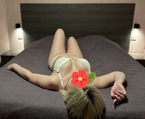 Noua Blonda Perfecta - imagine 398295